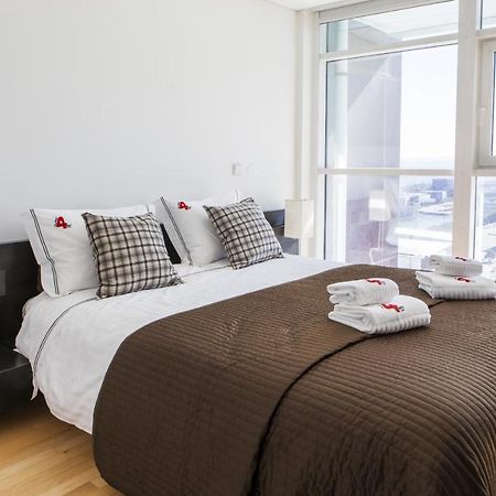 Rent4Rest Lisbon Parque Das Nacoes 17Th Floor River View Exterior photo