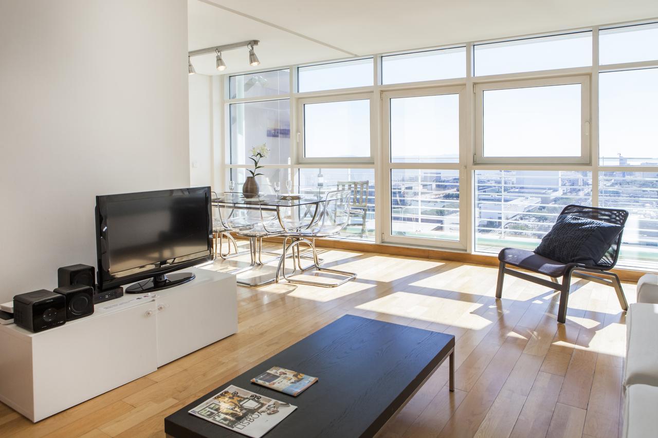 Rent4Rest Lisbon Parque Das Nacoes 17Th Floor River View Exterior photo