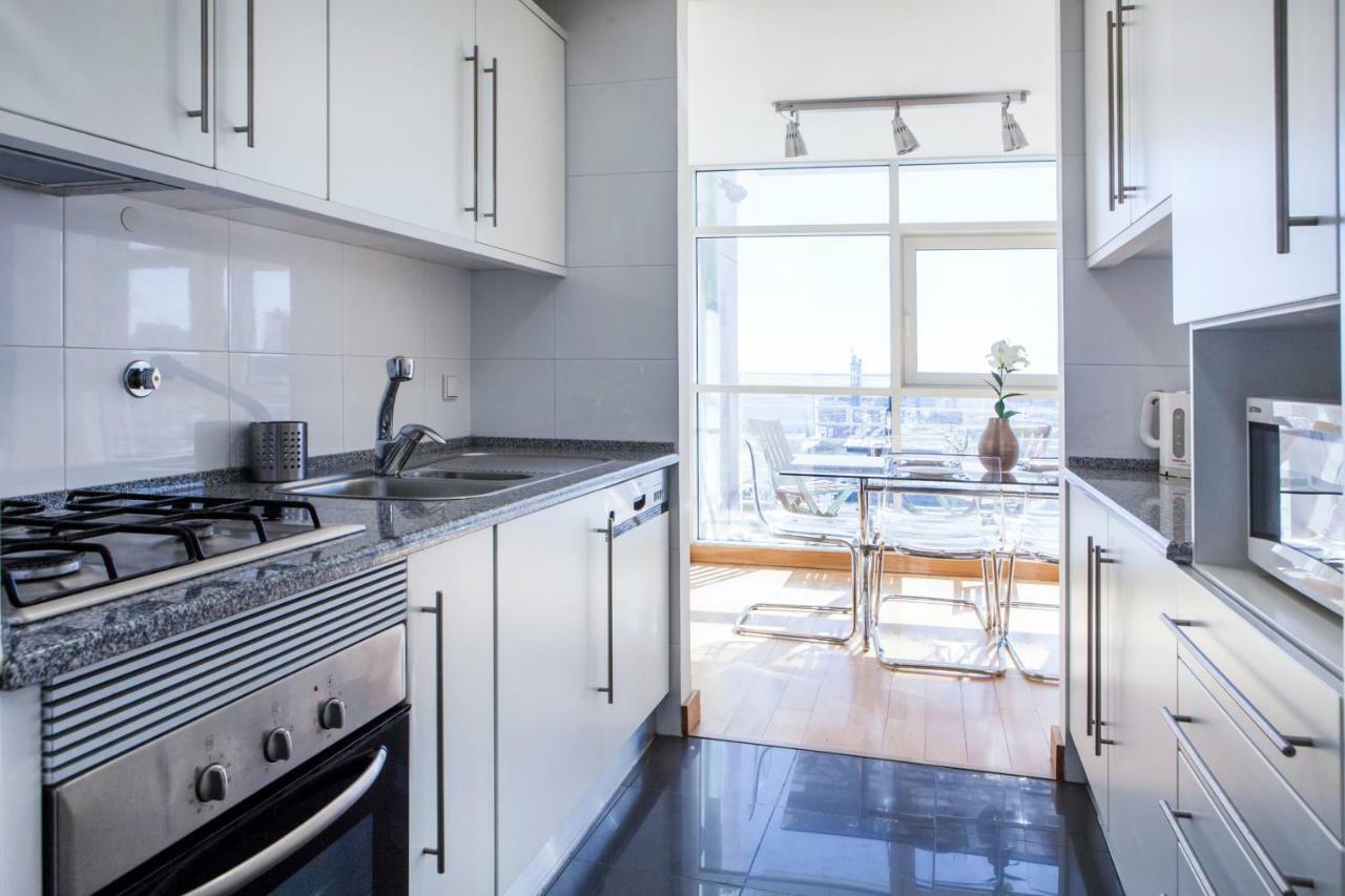 Rent4Rest Lisbon Parque Das Nacoes 17Th Floor River View Exterior photo