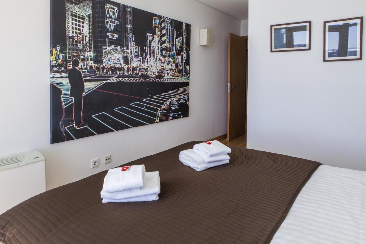 Rent4Rest Lisbon Parque Das Nacoes 17Th Floor River View Exterior photo